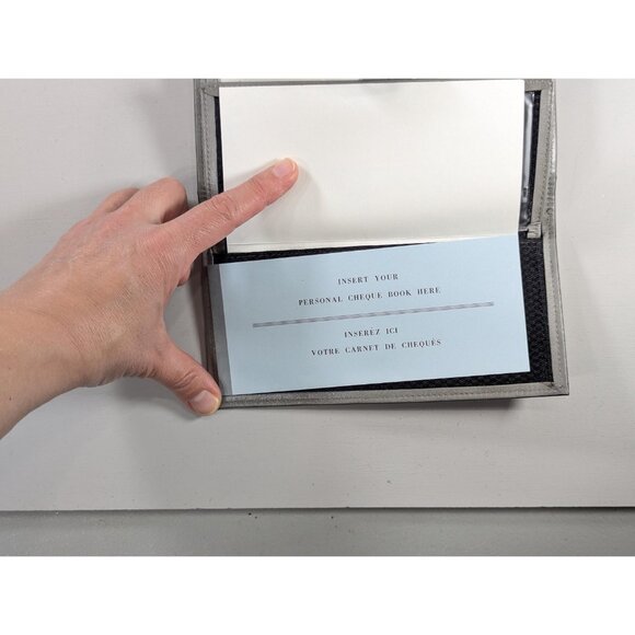 New Old Stock WINFIELD Gray leather wallet, Cowhide leather coin purse Canada - Picture 9 of 14